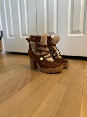 See By Chloé Brown Suede Lace-Up Shearling Platform Boots